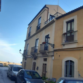 Talete Palace